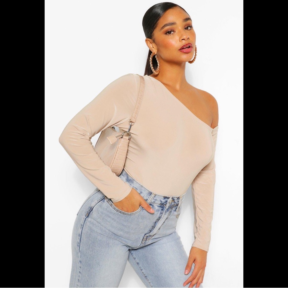 Boohoo Tan Asymmetric One-Shoulder Bodysuit